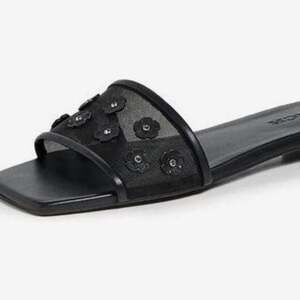 New with Box Coach Women's Tea Rose Flat Sandals Size 5.5